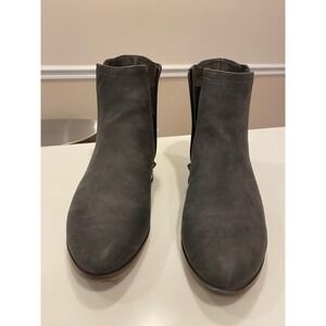 Limelight Women's Gray‎ Ankle Boots Dylan Side Zip  Size 8